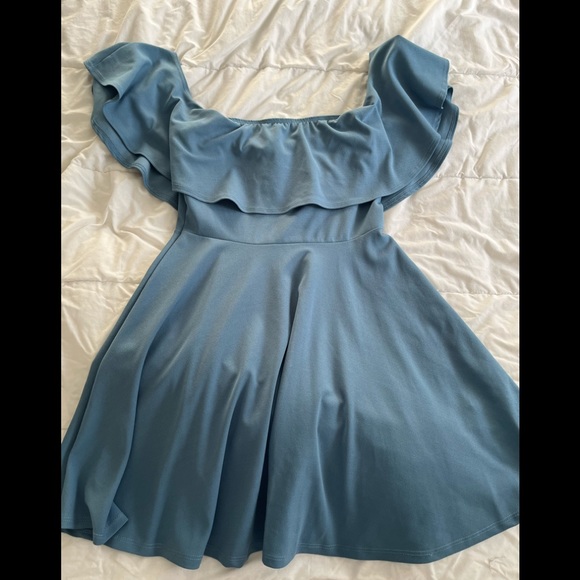 Off shoulder mini dress - Picture 1 of 5